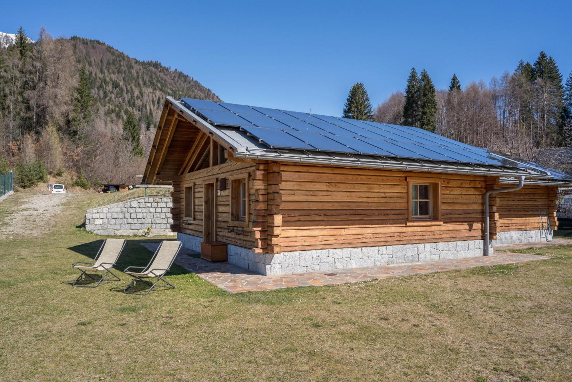 Chalet Camping Fae 1 Мадона ди Кампильо Екстериор снимка